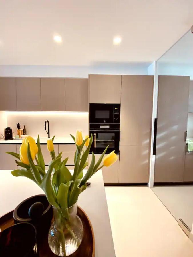 Вілла Modern Beachfront Townhouse Perello  Екстер'єр фото